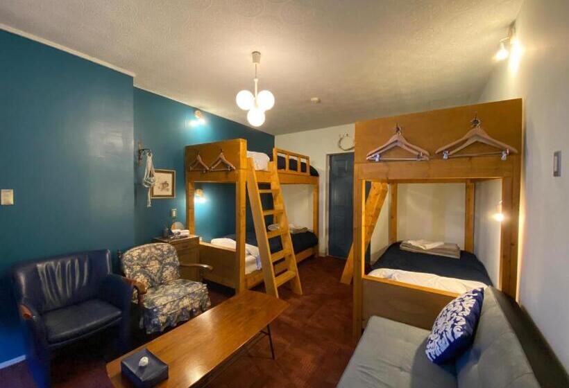 Quarto Quádruplo Estandar, Little Barrel