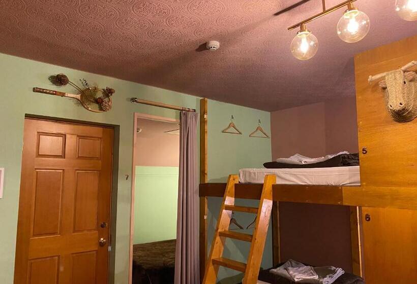 Quarto Familiar Vista Mar Lateral, Little Barrel