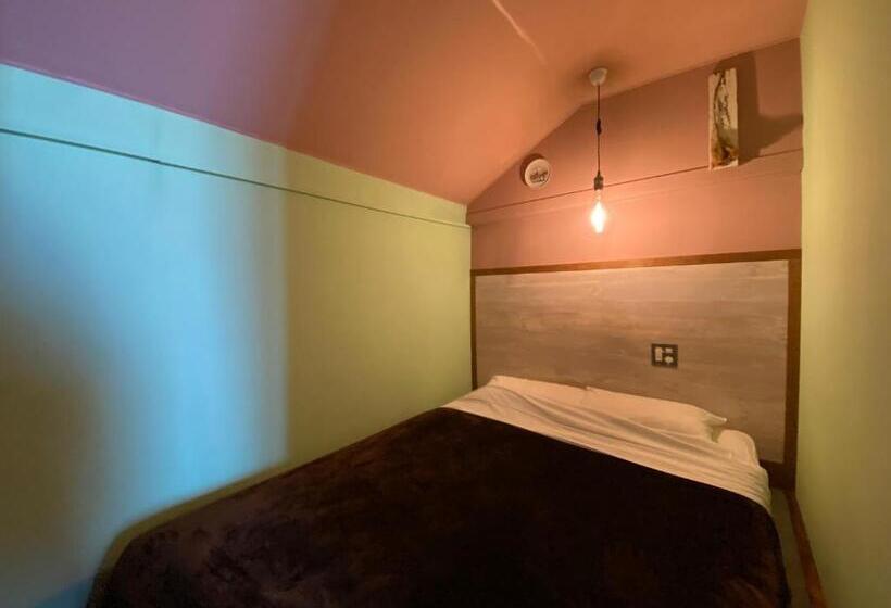 Quarto Familiar Vista Mar Lateral, Little Barrel