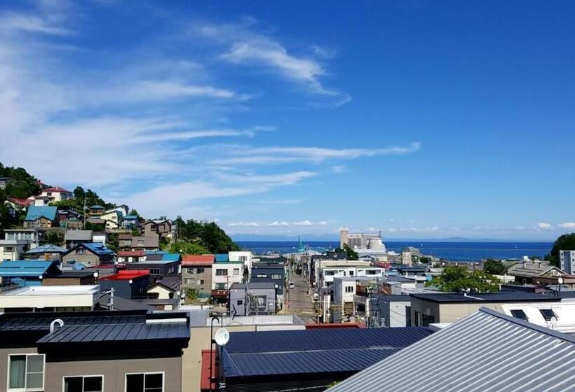 Quarto Familiar Vista Mar Lateral, Little Barrel