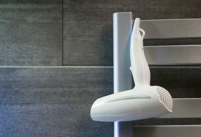 스탠다드 룸, Dangė