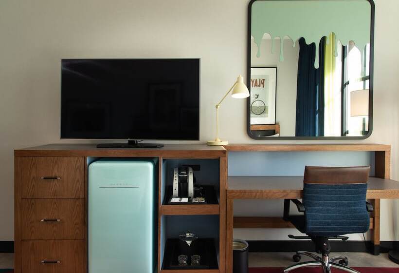 스탠다드 룸, Indigo Madison Downtown, An Ihg