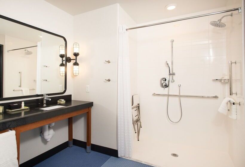 スイート, Indigo Madison Downtown, An Ihg