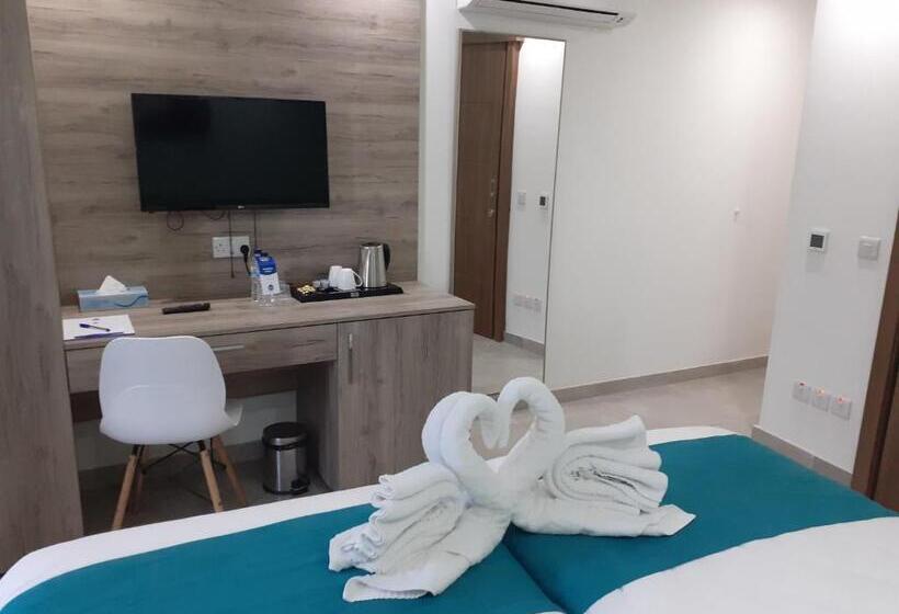 اتاق لوکس با چشم‌انداز شهر, Tj Boutique