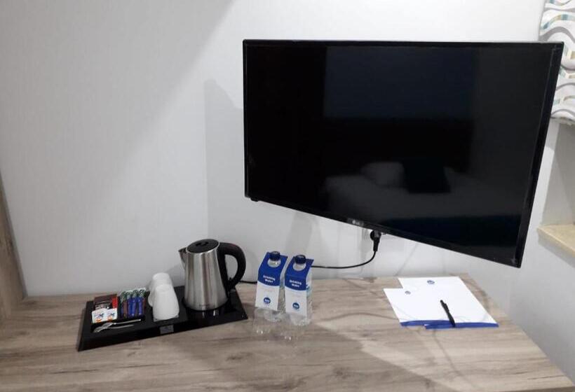 اتاق لوکس با چشم‌انداز شهر, Tj Boutique