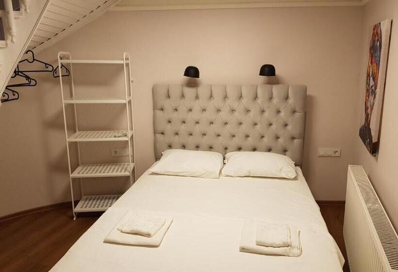 آپارتمان 1 خوابه, Linden Houses