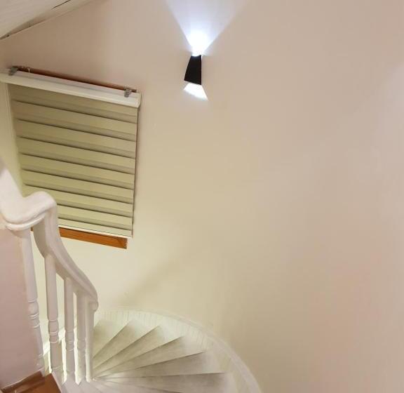 آپارتمان 1 خوابه, Linden Houses