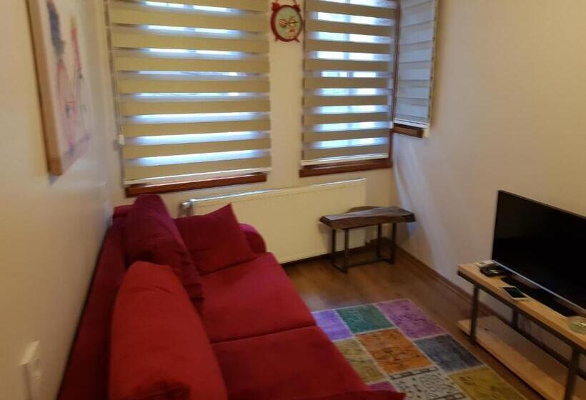 آپارتمان 1 خوابه, Linden Houses