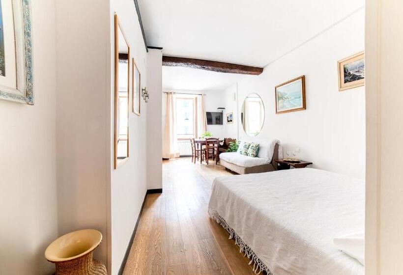 اتاق استاندارد چهار تخته با چشمانداز دریا, Sea View Suites   Francamaria Rooms