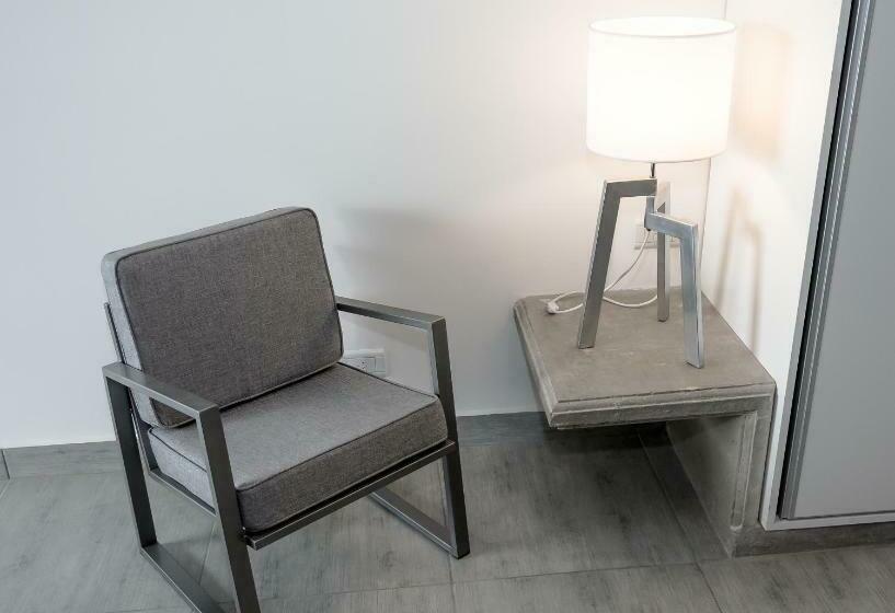 آپارتمان 1 خوابه, Dickens Apart