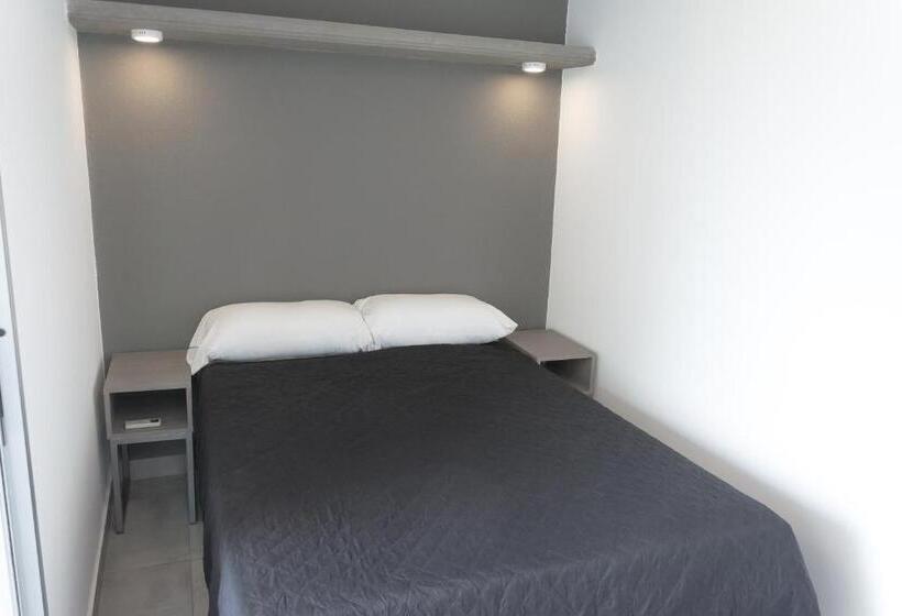 آپارتمان سوپریور 1 خوابه, Dickens Apart