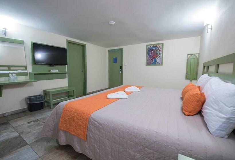 اتاق لوکس, Palace Inn