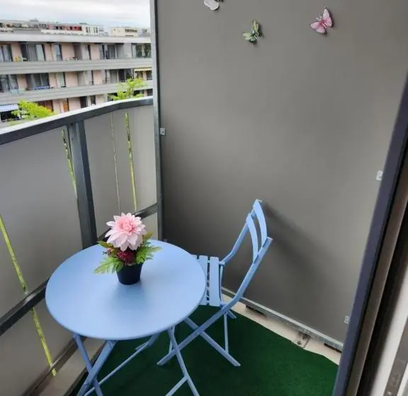 آپارتمان 1 خوابه با بالکن, Myroom   Munich Fair Apartments