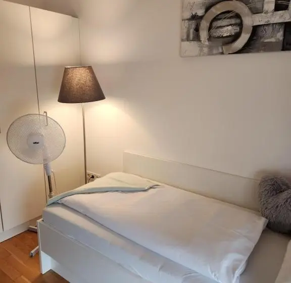 آپارتمان 1 خوابه با بالکن, Myroom   Munich Fair Apartments