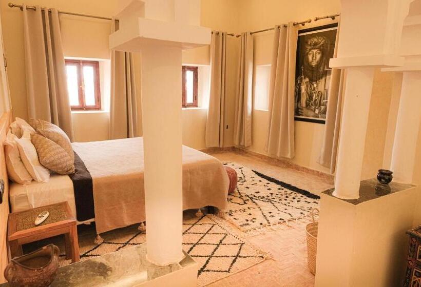 سوییت لوکس, Riad Sbai Palace