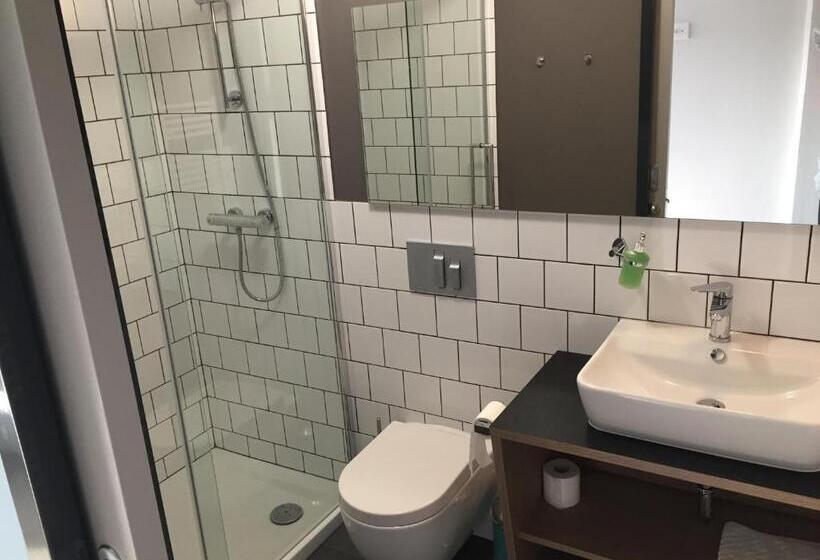 اتاق استاندارد, Accommodation Vitalis
