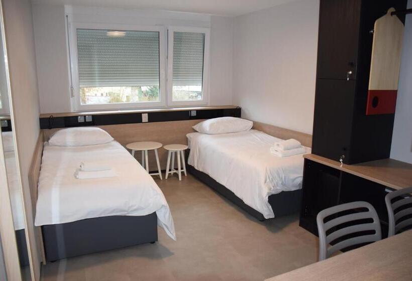 اتاق استاندارد, Accommodation Vitalis