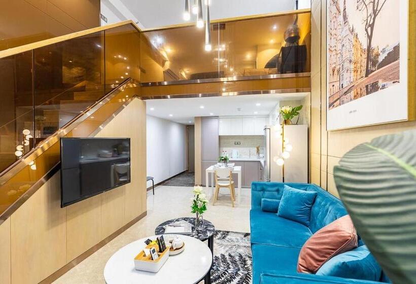 Standard Triple Room, Livetour Hotel Zhujiang New Town Guangzhou