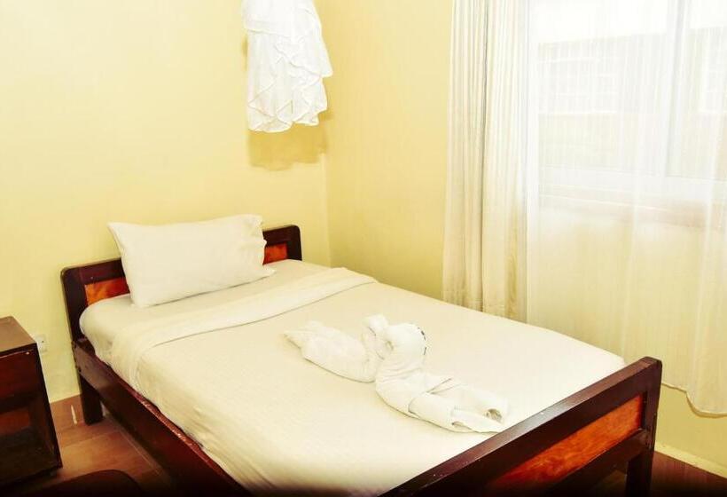 اتاق اکونومی یک تخته, Wagon Wheel Hotel Eldoret