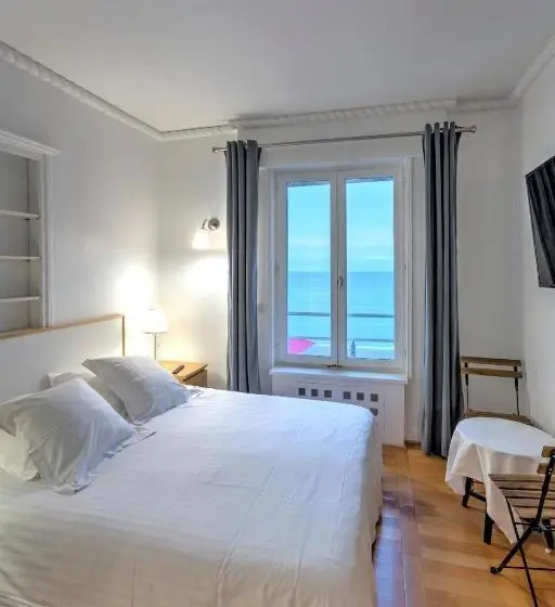 オーシャンビュースタンダードルーム, Gîte De La Plage