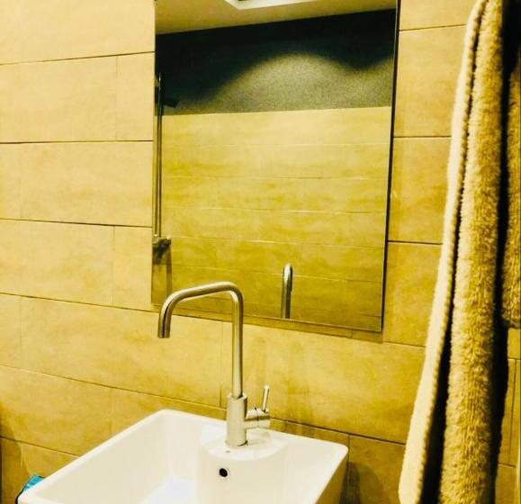 اتاق استاندارد با تراس, 12th Avenue