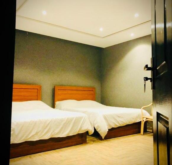 اتاق استاندارد با تراس, 12th Avenue