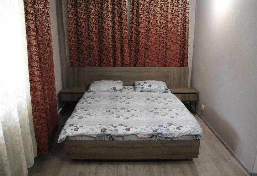 اتاق استاندارد چهار تخته, Sunkar