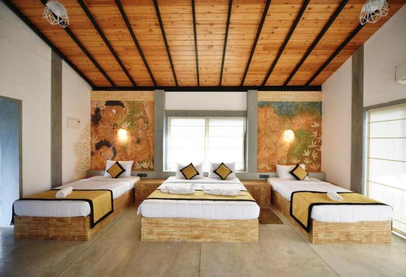 غرفة عائلية, Ele Camp Udawalawe