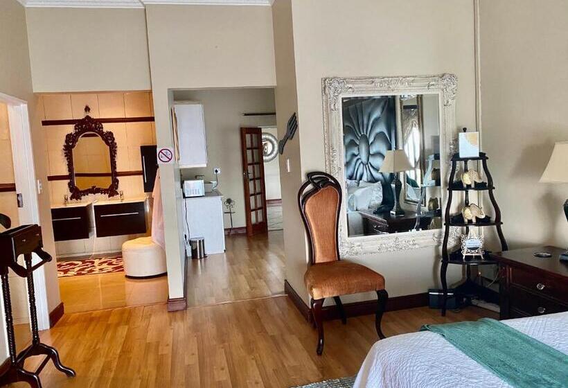 キングサイズベッドのスタンダードルーム, Re Union Vacations