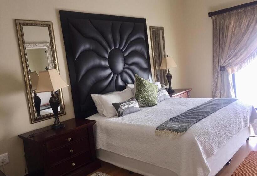 キングサイズベッドのスタンダードルーム, Re Union Vacations