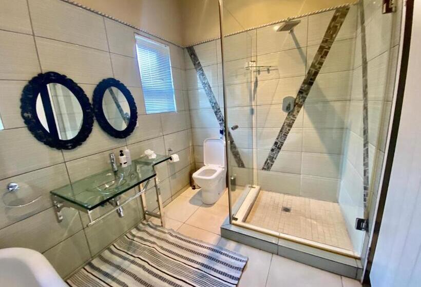 マウンテンビュースタンダードルーム, Re Union Vacations