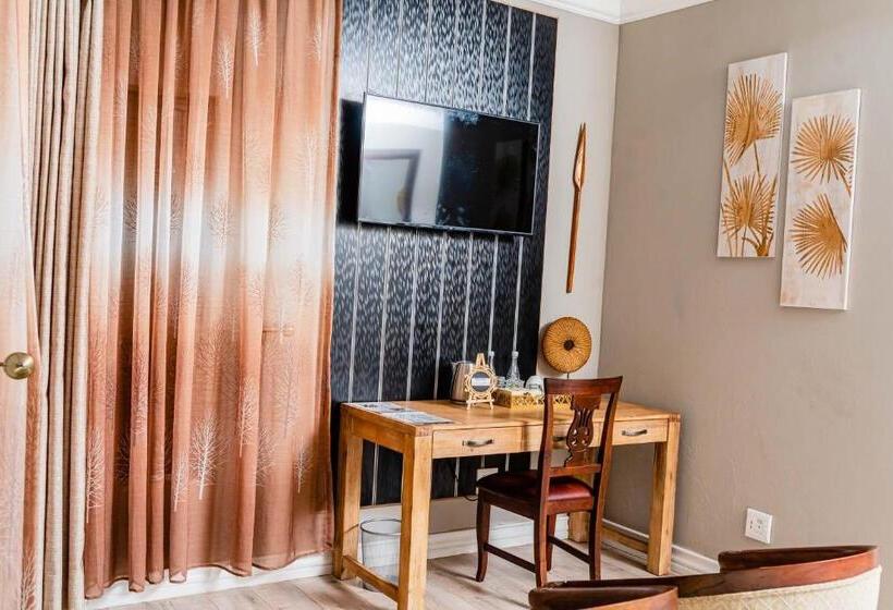 キングサイズベッドのスイートルーム, Re Union Vacations