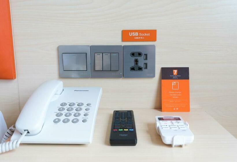 חדר פרמיום, 7 Days Premium