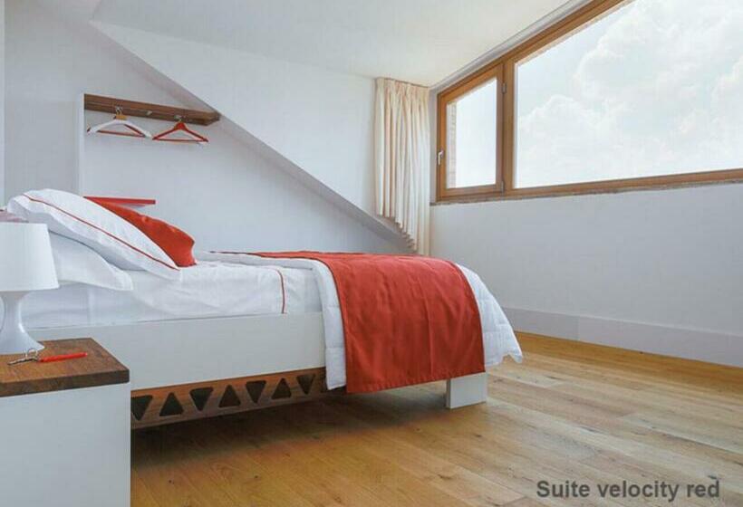 סוויטה אקזקיוטיב, Miataland