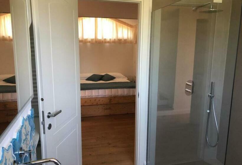 חדר סופריור, Miataland