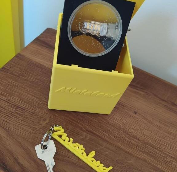 חדר דלוקס, Miataland