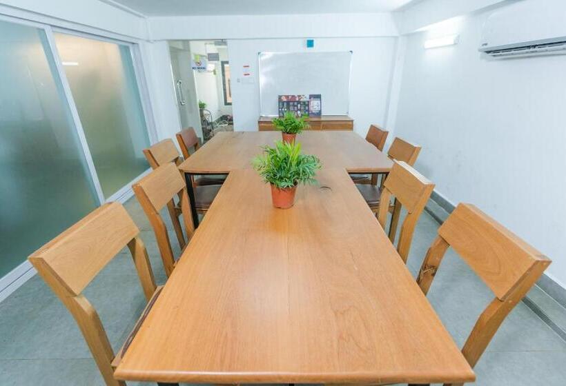 חדר סופריור, 7 Days Premium