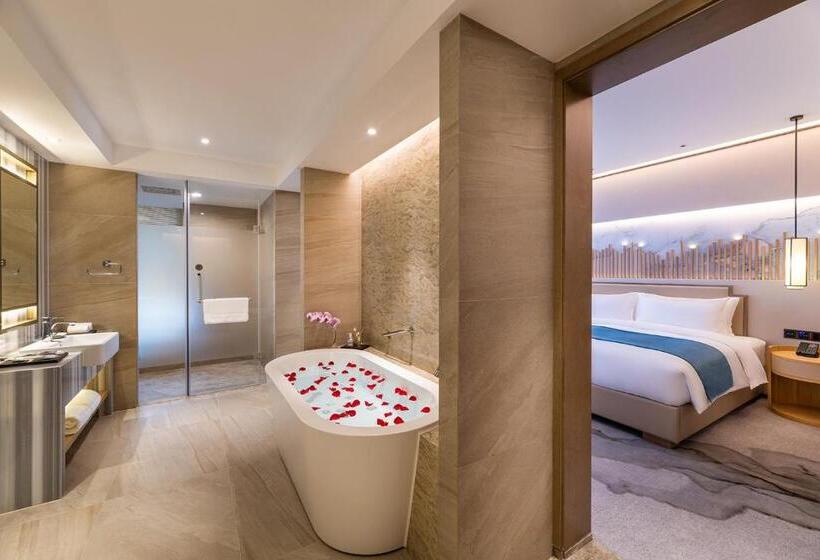חדר דחוקס עם מיטת קינג, Mercure Chengdu Huapaifang