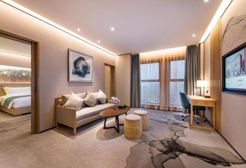 סוויטה אקזקיוטיב, Mercure Chengdu Huapaifang