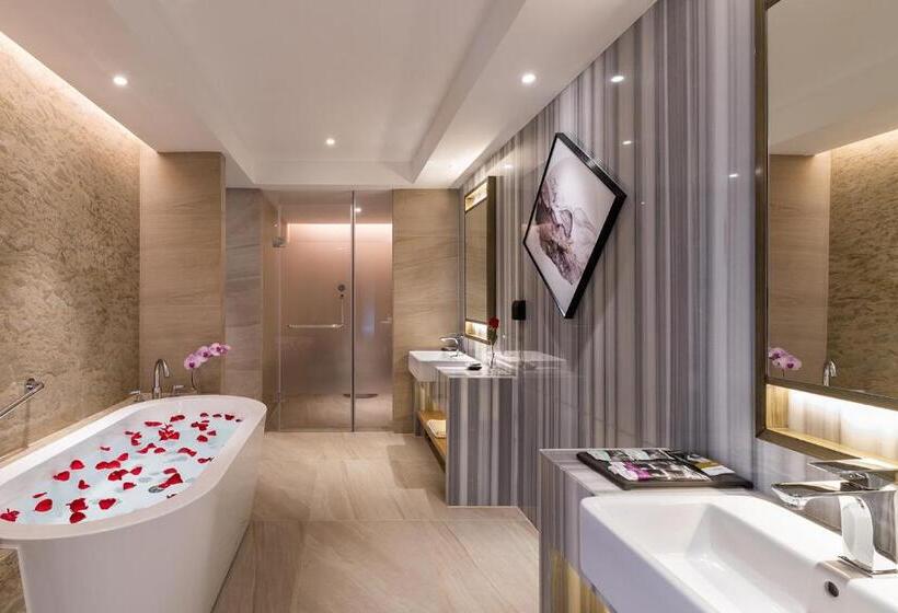 סוויטה אקזקיוטיב, Mercure Chengdu Huapaifang