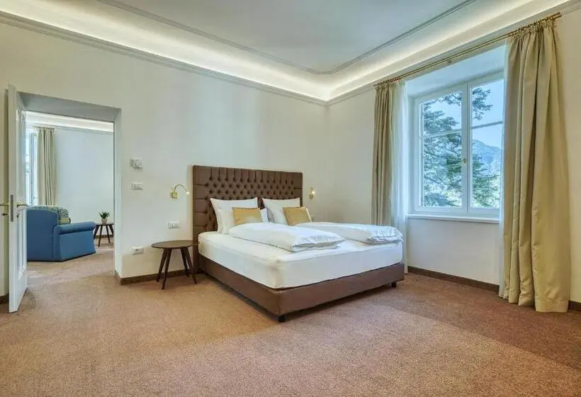 スイート, Villa Tell Rooms And Suites