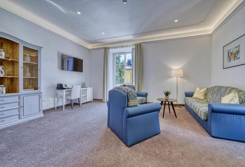 套房, Villa Tell Rooms And Suites