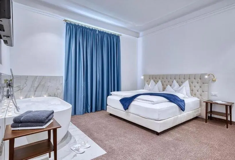 スイート, Villa Tell Rooms And Suites