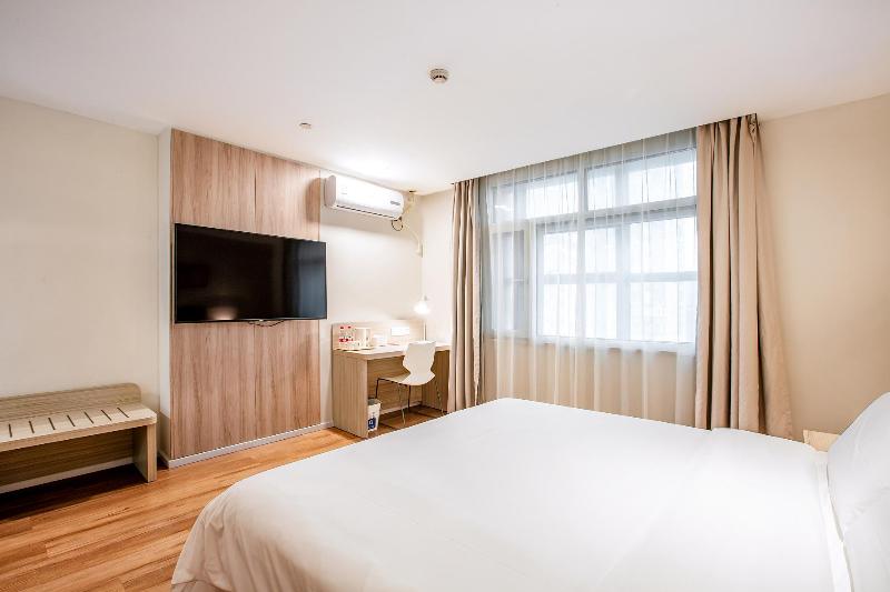 Quarto Superior, Hanting Shanghai Zhenping Rd