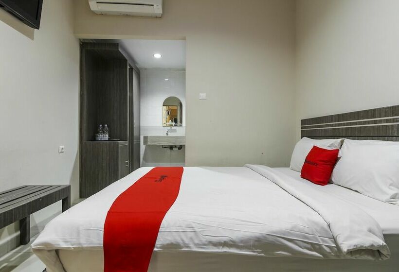 标准间, Reddoorz Plus Syariah @ Jalan Sriwijaya Medan