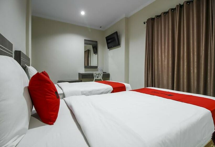 Номер Стандарт, Reddoorz Plus Syariah @ Jalan Sriwijaya Medan