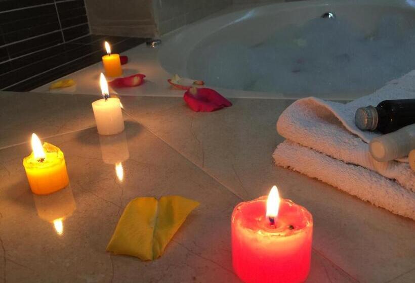 스탠다드 자쿠지 룸, Suites El Parque