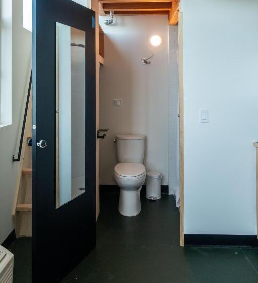 スタンダードトリプルルーム, Abpopa Hillcrest