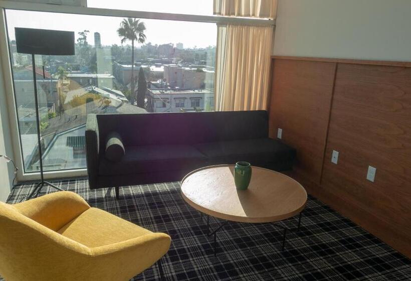 シングルデラックスルーム, Abpopa Hillcrest