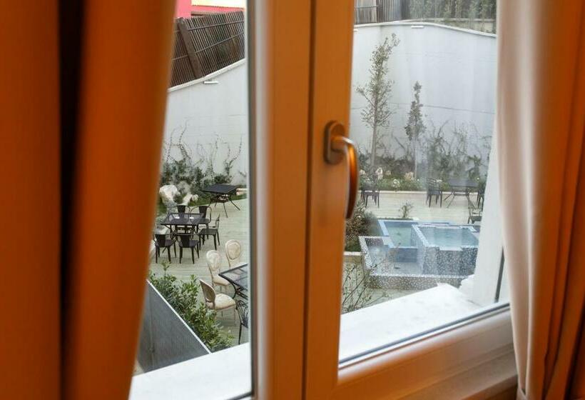 חדר דלוקס, Elite Palace